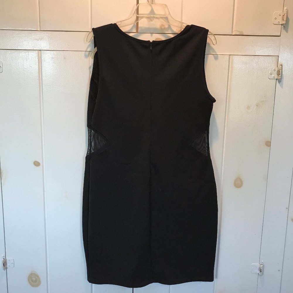 Fashion to Figure Scuba Vneck Dress w/ Mesh Side